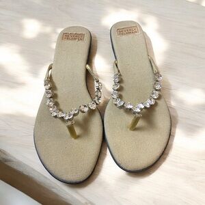 Beverly Feldman Gold Rhinestone Thong Sandals Women’s 6M